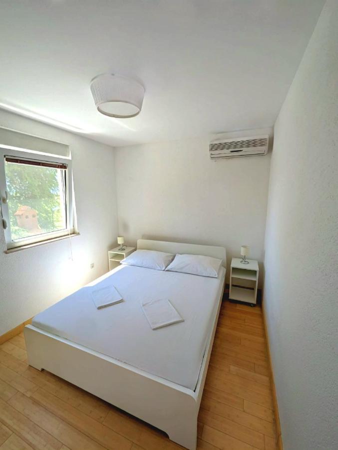 City Apartment Omiš Buitenkant foto